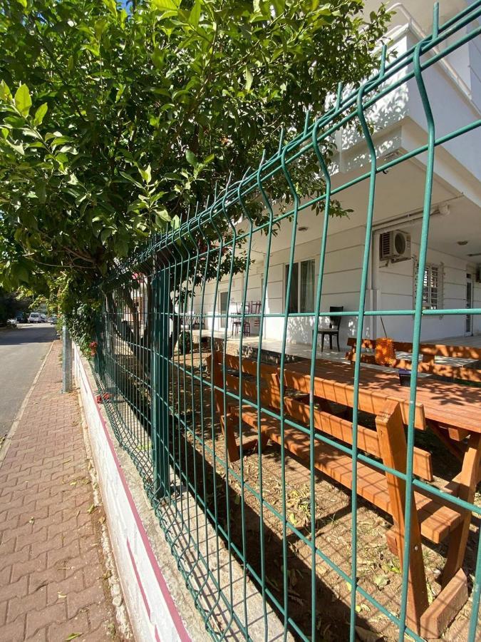 Nurer Apart Otel Antalya Bagian luar foto
