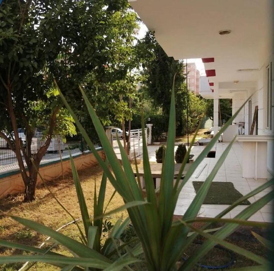 Nurer Apart Otel Antalya Bagian luar foto